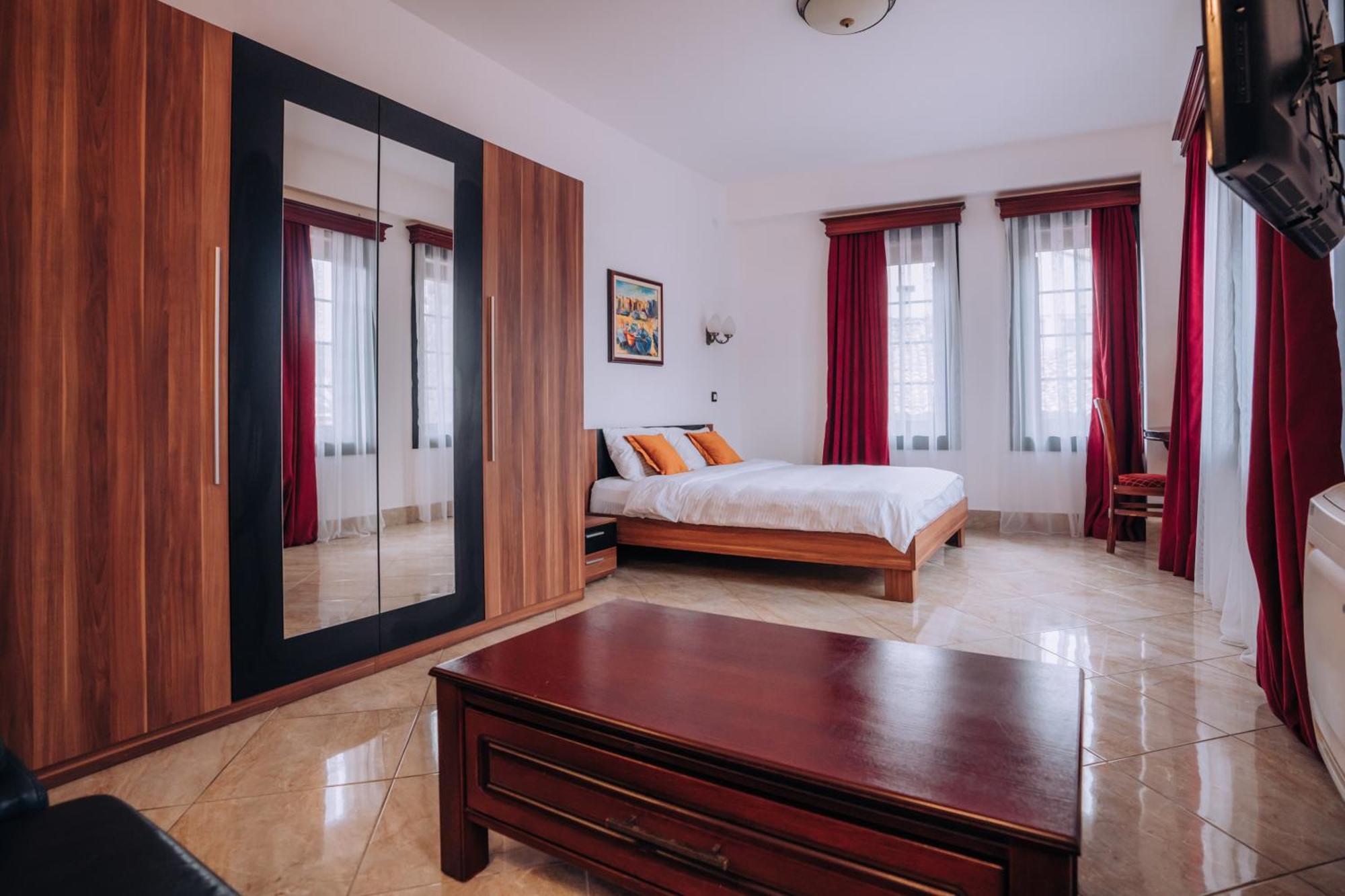 Lihnidos Square Villa Ohrid Bagian luar foto
